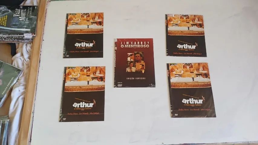 15 dvds originais com capa.  drama, comédia e comédia romantica