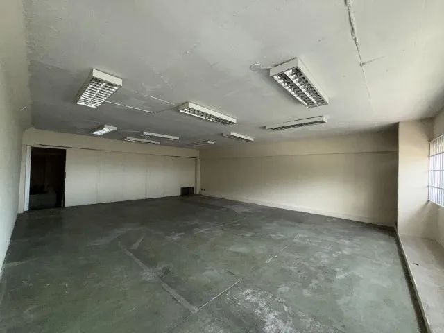 Lojao Estrada do Galeao - ILHA 200m2 cada - Foto 2
