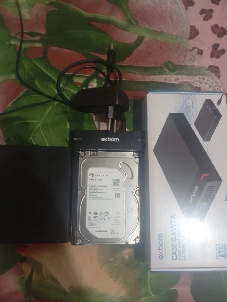 HD de 1TB Seagate + Case para usar como HD externo.  - Foto 4