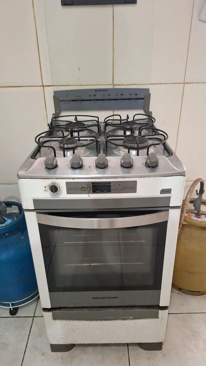 Fogão brastemp 4 bocas funcionando perfeitamente  - Foto 2