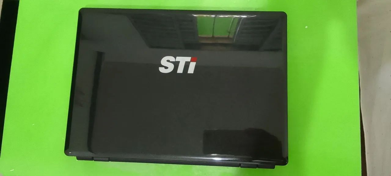 Vendo Notebook Semp Toshiba 2° Geração!
