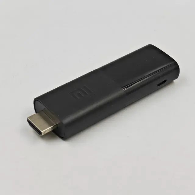 Adaptador Android TV Xiaomi Mi TV Stick MDZ-24-AA com Wi-Fi e Bluetooh - Foto 2