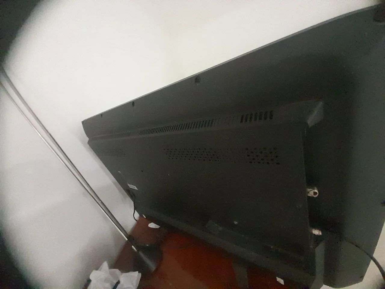 Vendo smart TV aoc "32" ( usada) - Foto 3
