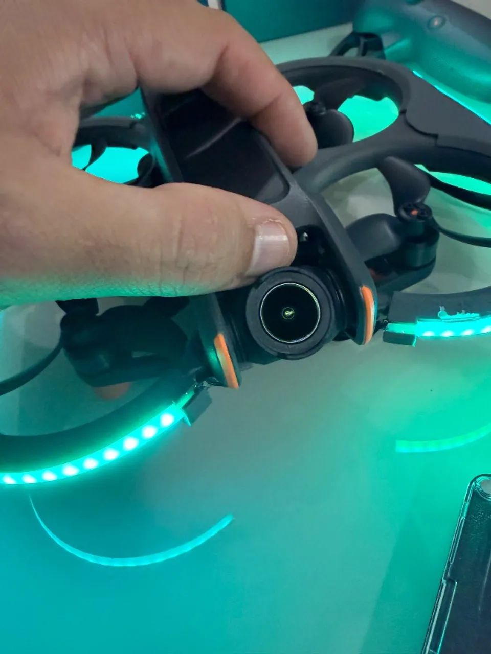 Drone DJI AVATA 2 FPV - Foto 3