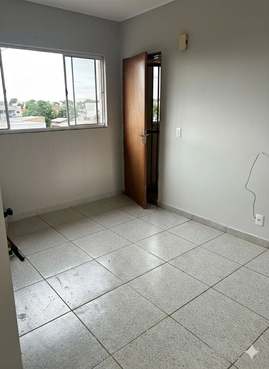 Lindo apartamento em excelente avenida comercial - Foto 3