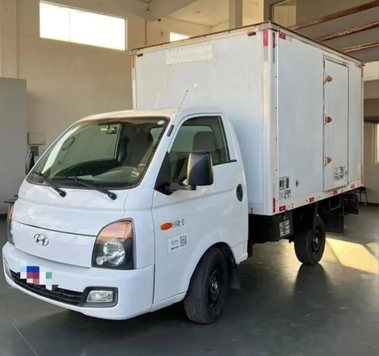 Hyundai Hr HR 2.5 TCI Diesel (RS/RD) 2012
