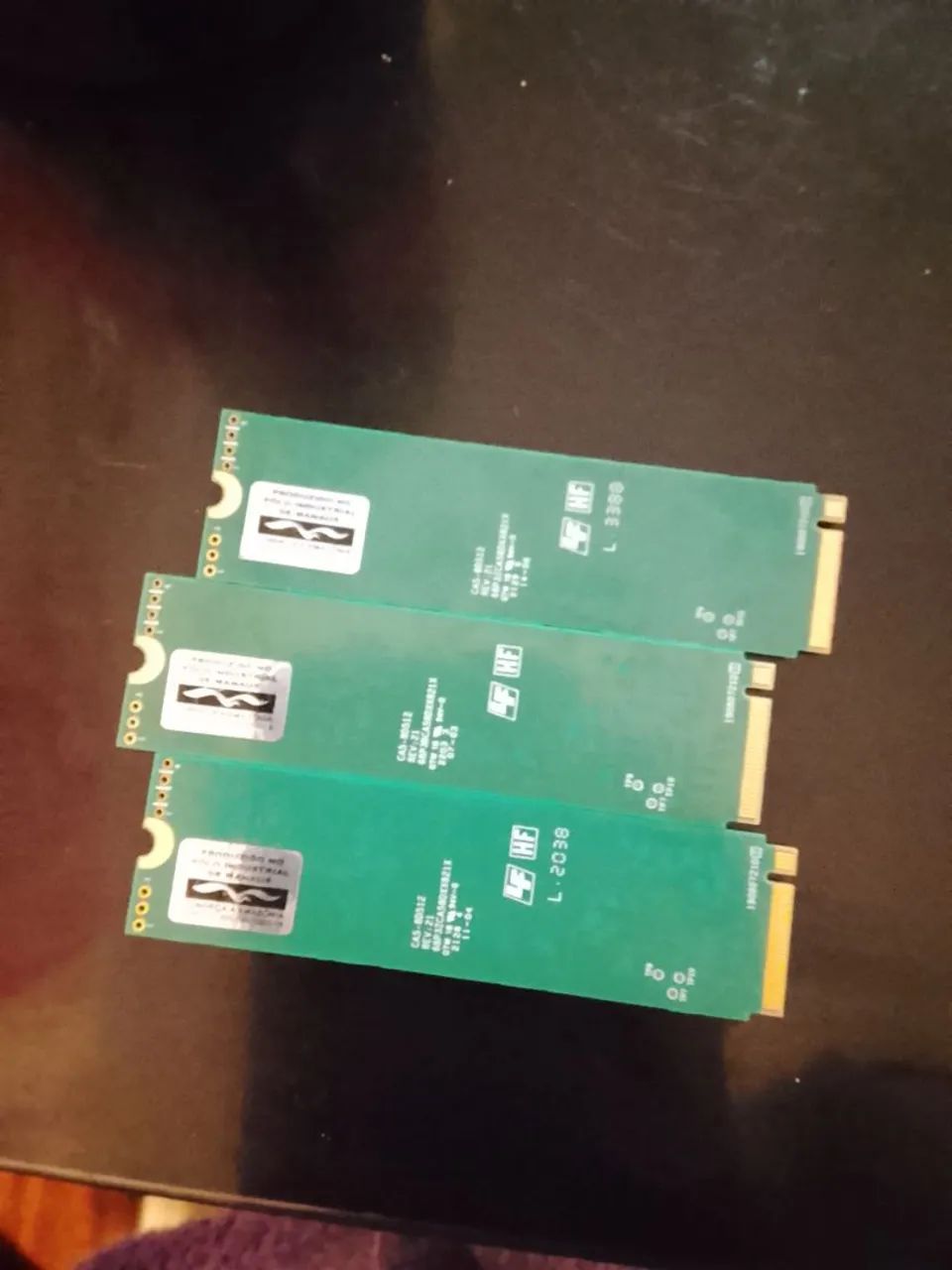 KIT 3 SSD 256 GB SSSTC (KIOXIA) - Foto 2