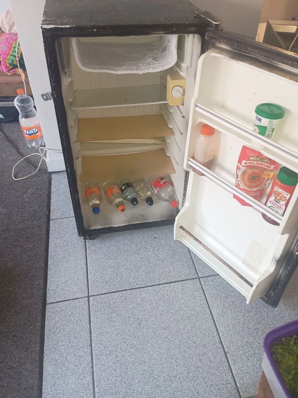 Frigobar usado mas funciona  - Foto 3