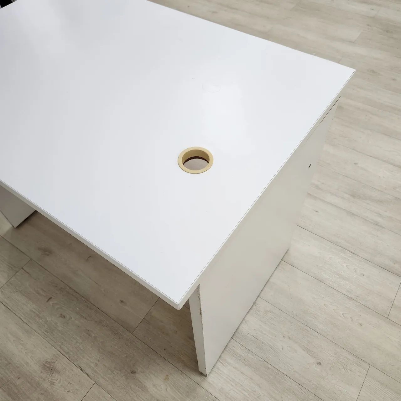 Mesa de Escritório em MDF Branco 1,00 × 0,60 m  - Foto 4