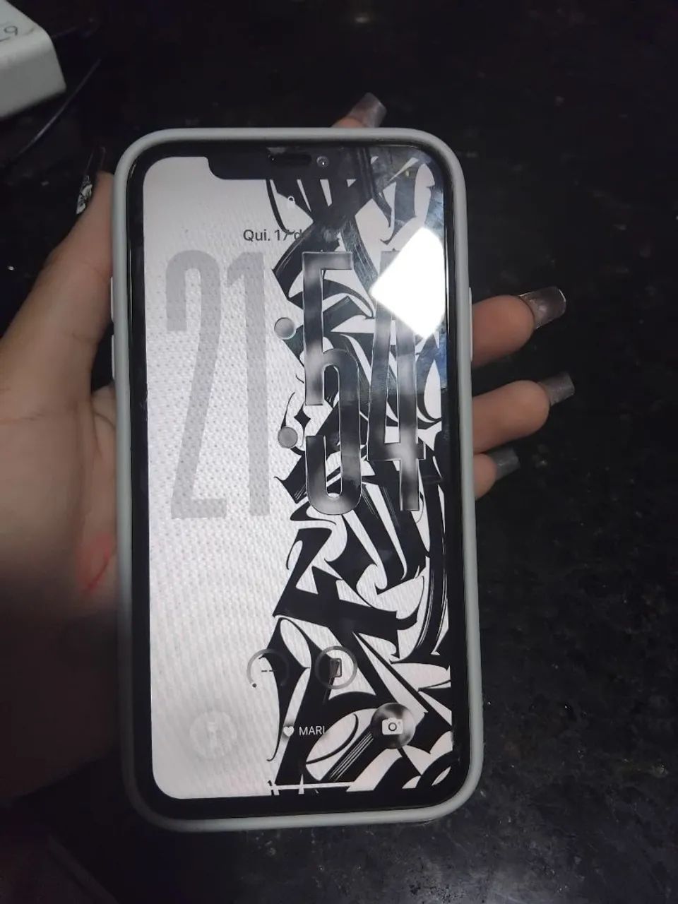 iPhone 11 128GB Branco Conservado, 128GB e Bateria Nova!