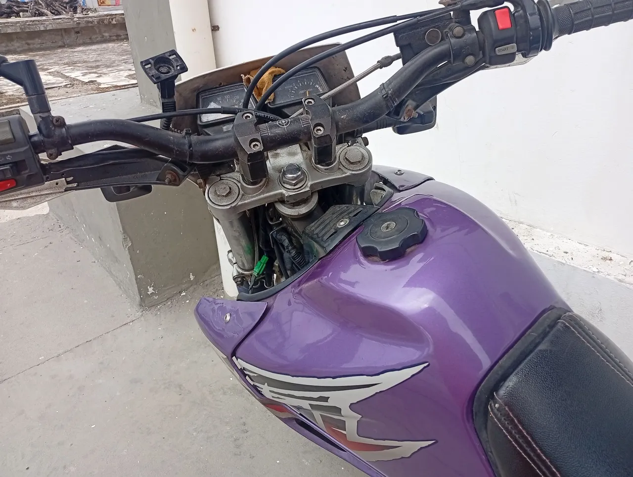 Kawasaki Zx-11 1100cc 1991 - 1493456806 | OLX