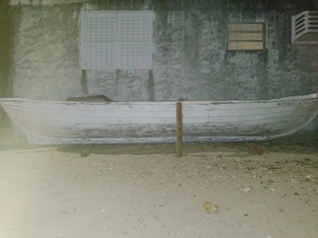 Bote em fibra de vidro e motor - Foto 3