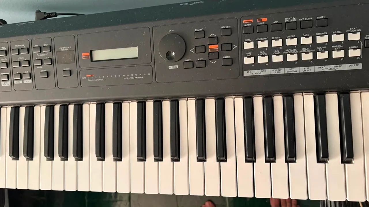Teclado Yamaha MX61 - Foto 2