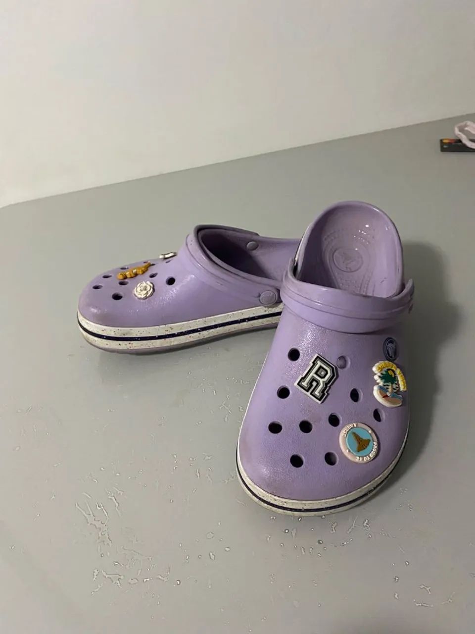 Crocs original, pins vai junto com a crocs,  - Foto 3