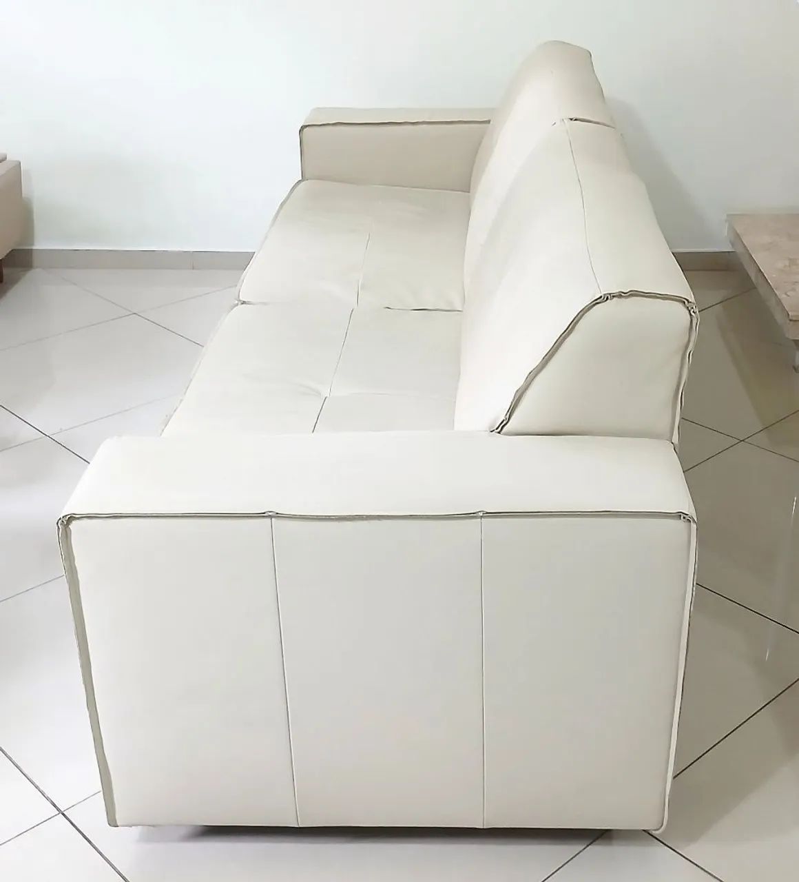 Sofá de Luxo 3 Lugares Couro Legítimo - 2,40m - Foto 2