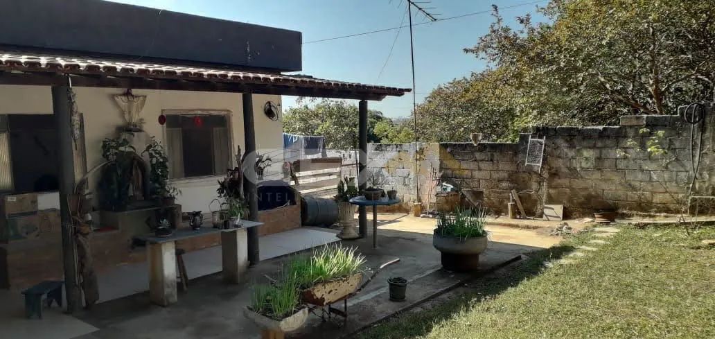 Sitio à Venda no Bairro Realengo em Divinópolis MG.