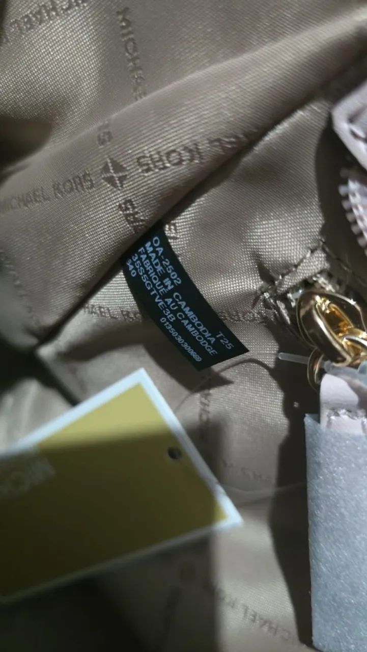 Bolsa MK - NOVA com certificado e número de série  - Foto 2