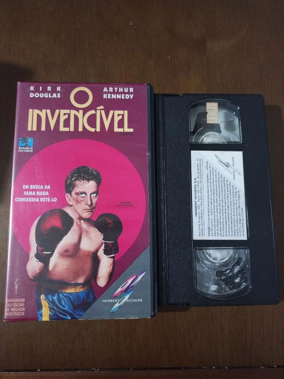 VHS O Invencível 