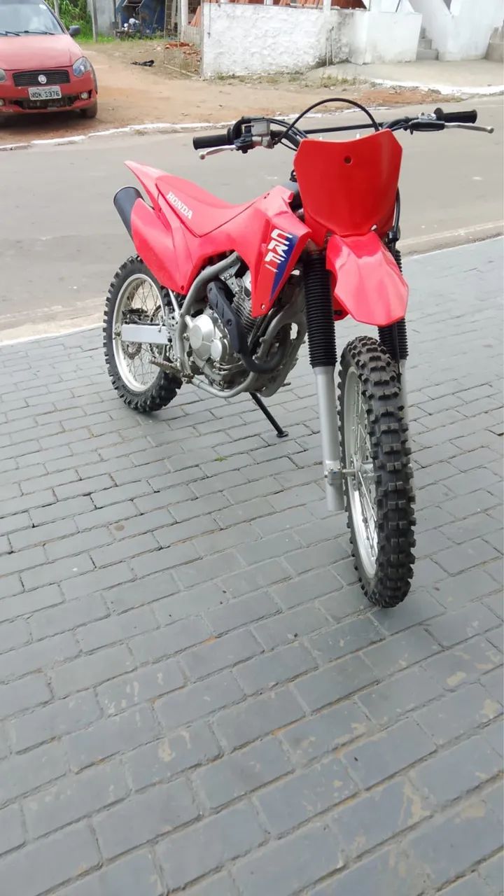 Vende-se crf 300  - Foto 2