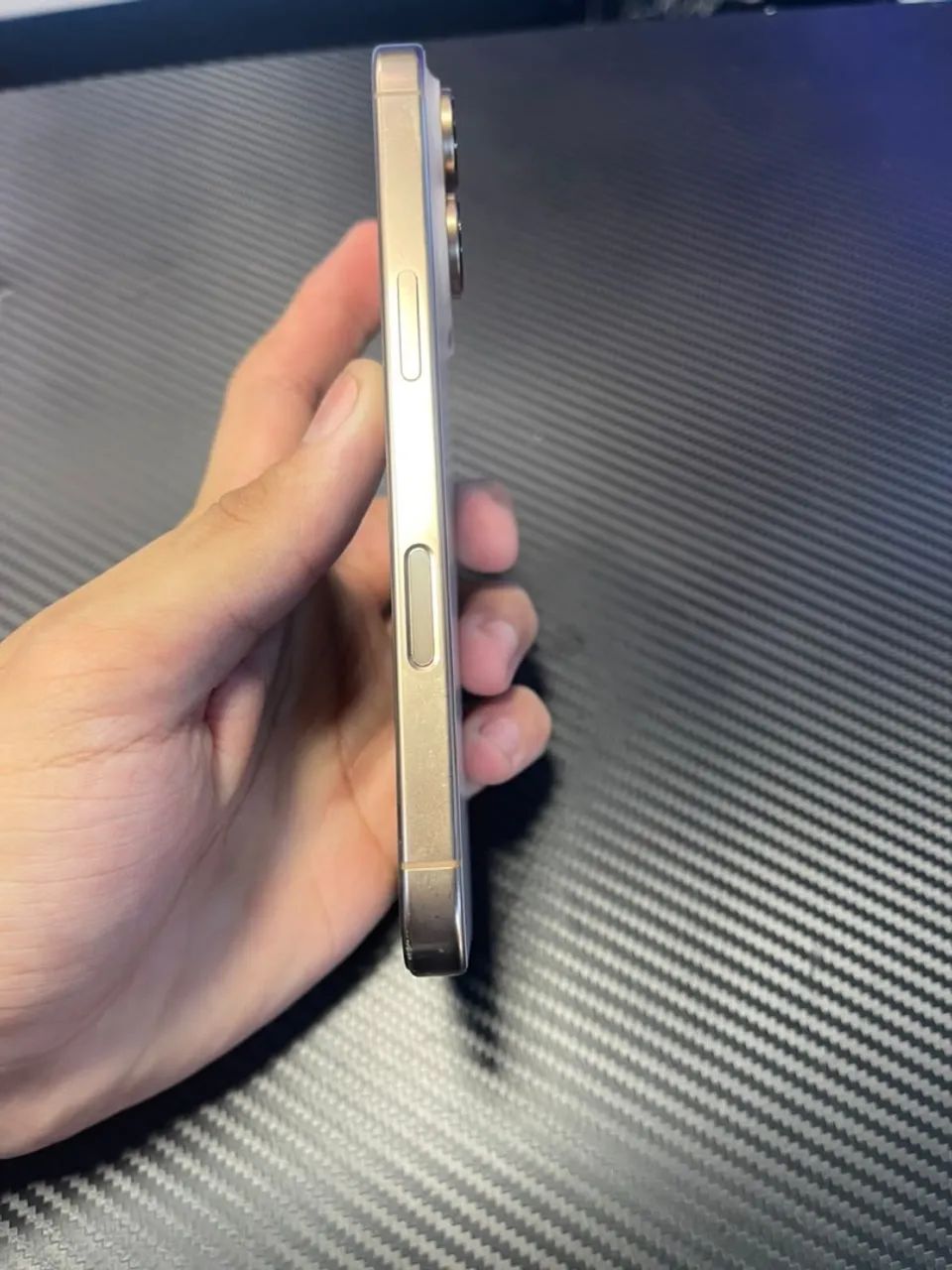 IPHONE 16 pro 256GB - Foto 3