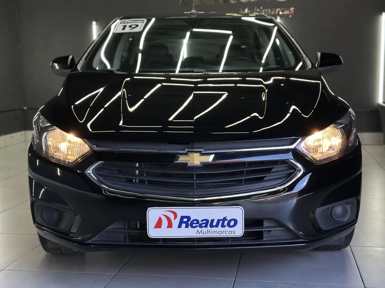 Chevrolet Onix Hatch LT 1.4 8V Flex Mec. 4P 2019 - Foto 2