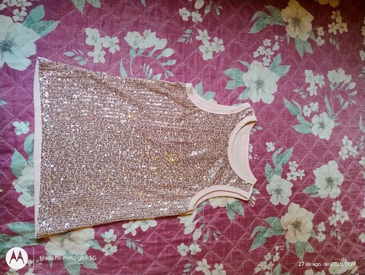 Blusa com lantejoulas rosa anos 2000 - Foto 3