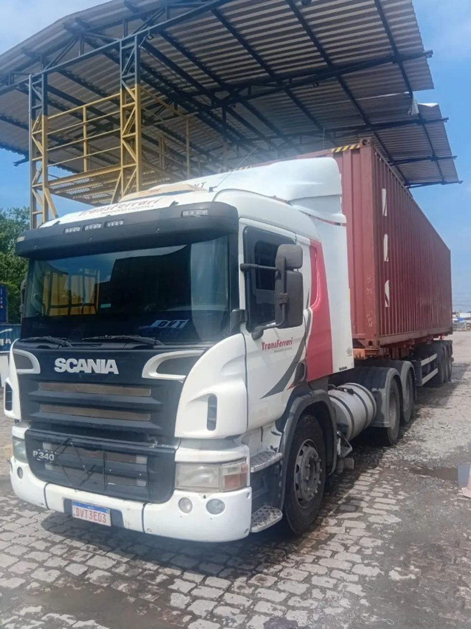 SCANIA / P 340 A 6x2 ano 2011