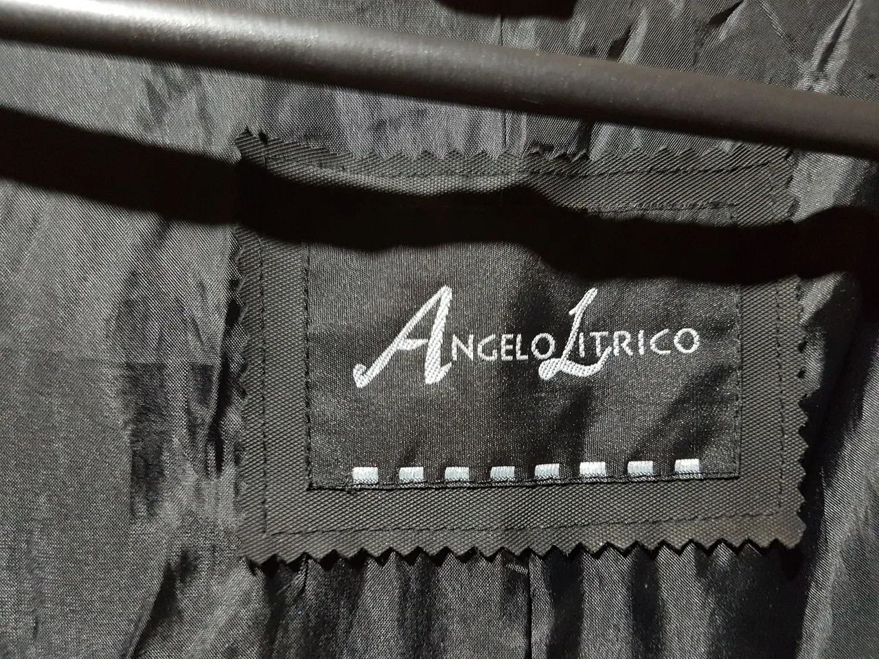Sobretudo Angelo Litrico preto. - Foto 5