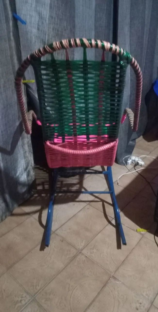 Cadeira de balanço  - Foto 2