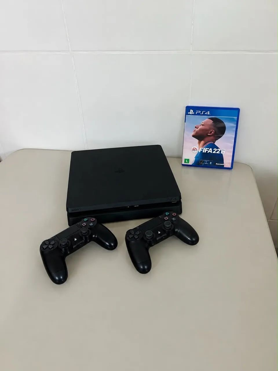 Ps4 2 controles originais e fifa22