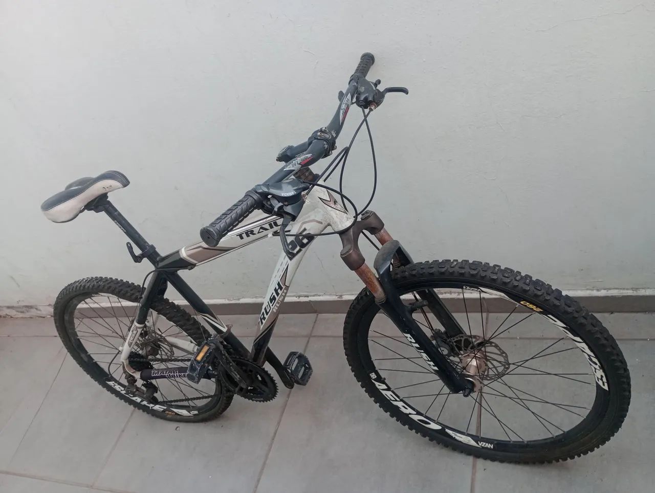 Bicicleta Rush 26 - freio a disco