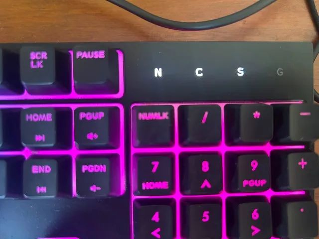 Teclado Cooler Master MS111 RGB Usado - Foto 3