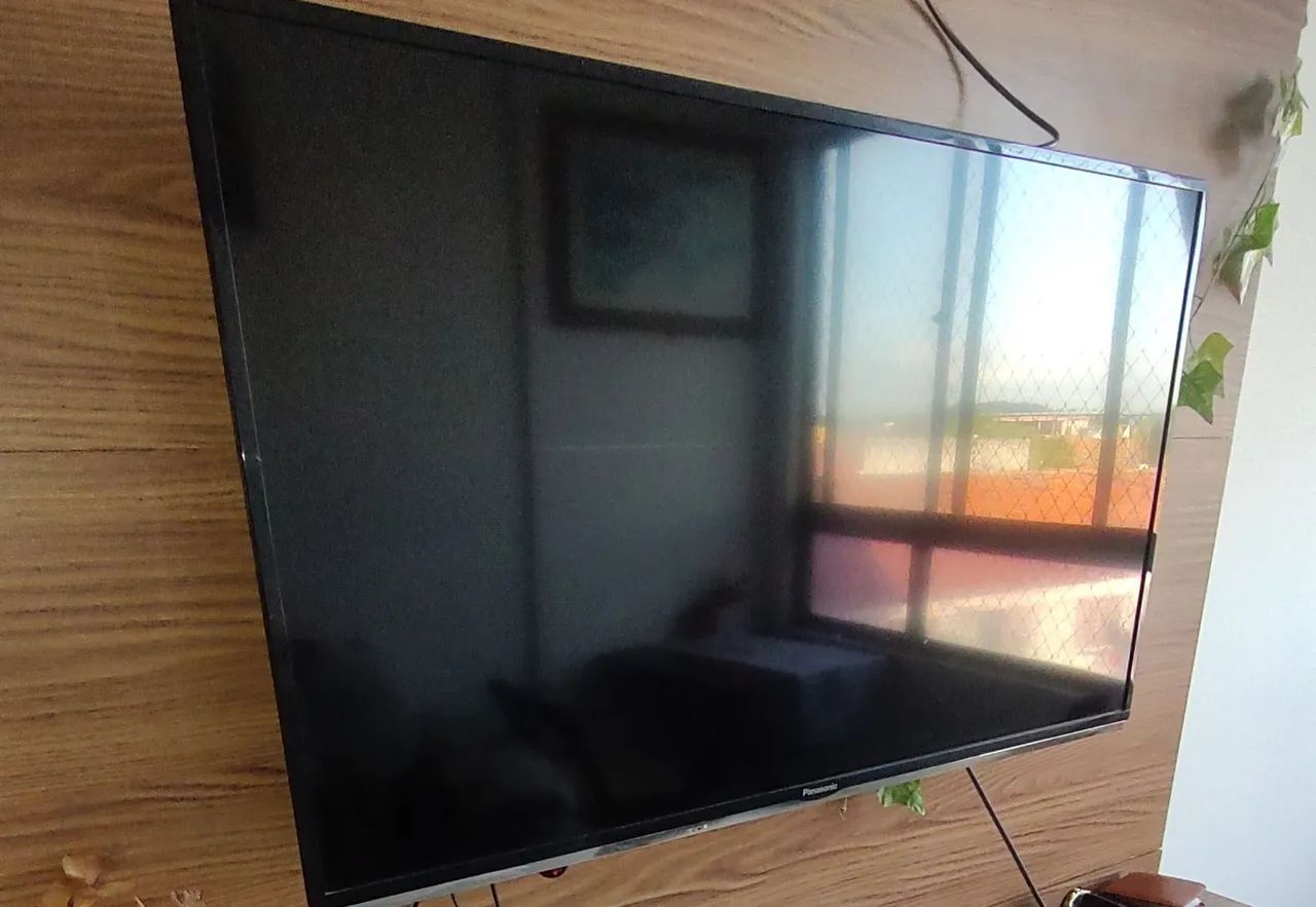 Tv 42 polegadas PANASONIC  - Foto 4