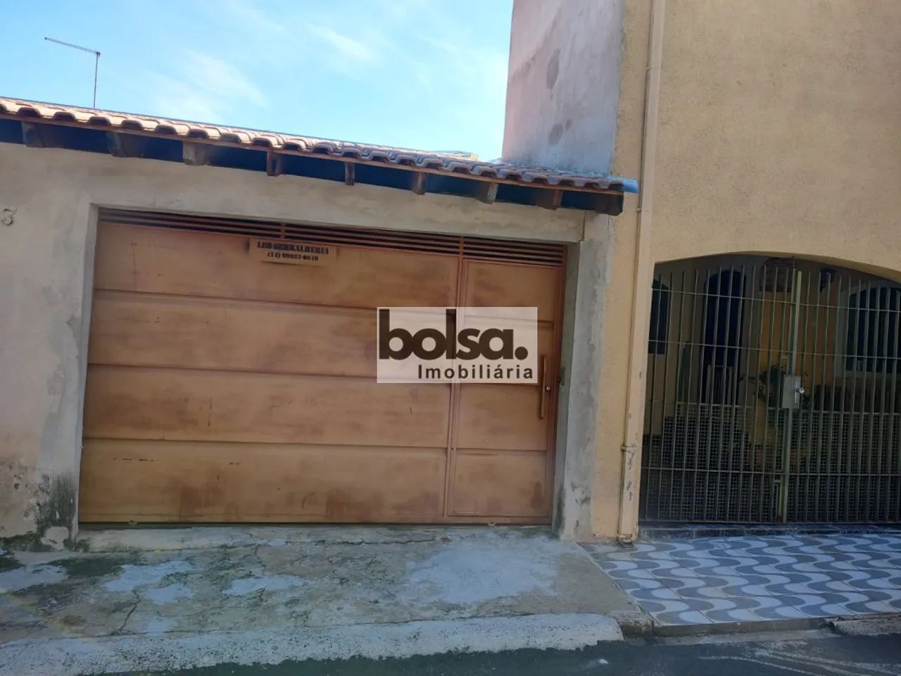 CASA A VENDA NO REDENTOR // 2 DORMITÓRIOS