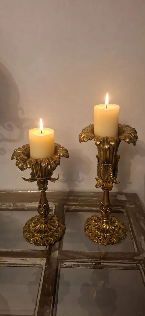 Par abajures antigos