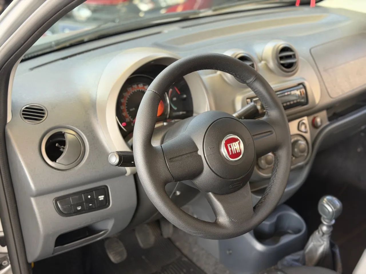 Fiat Uno VIVACE Celeb. 1.0 EVO F.Flex 8V 5p, foto 7 de 13