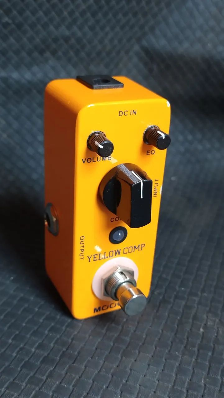 YELLOW COMPRESSOR MOOER - Foto 2