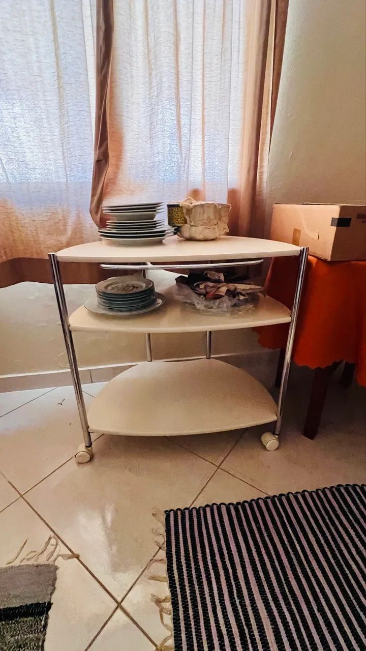 Mesa de Apoio / Rack /Bar - Retrô - Tok Stock