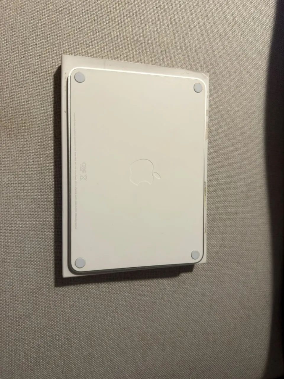 Apple Magic Trackpad com caixa e cabo - Foto 3
