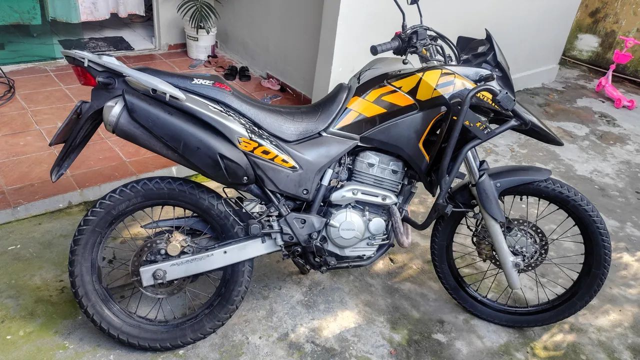 XRE 300 QUITADA 2018