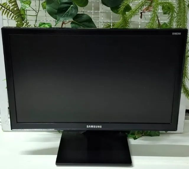 Monitor Samsung LED HDMI ( ideal para escritório )