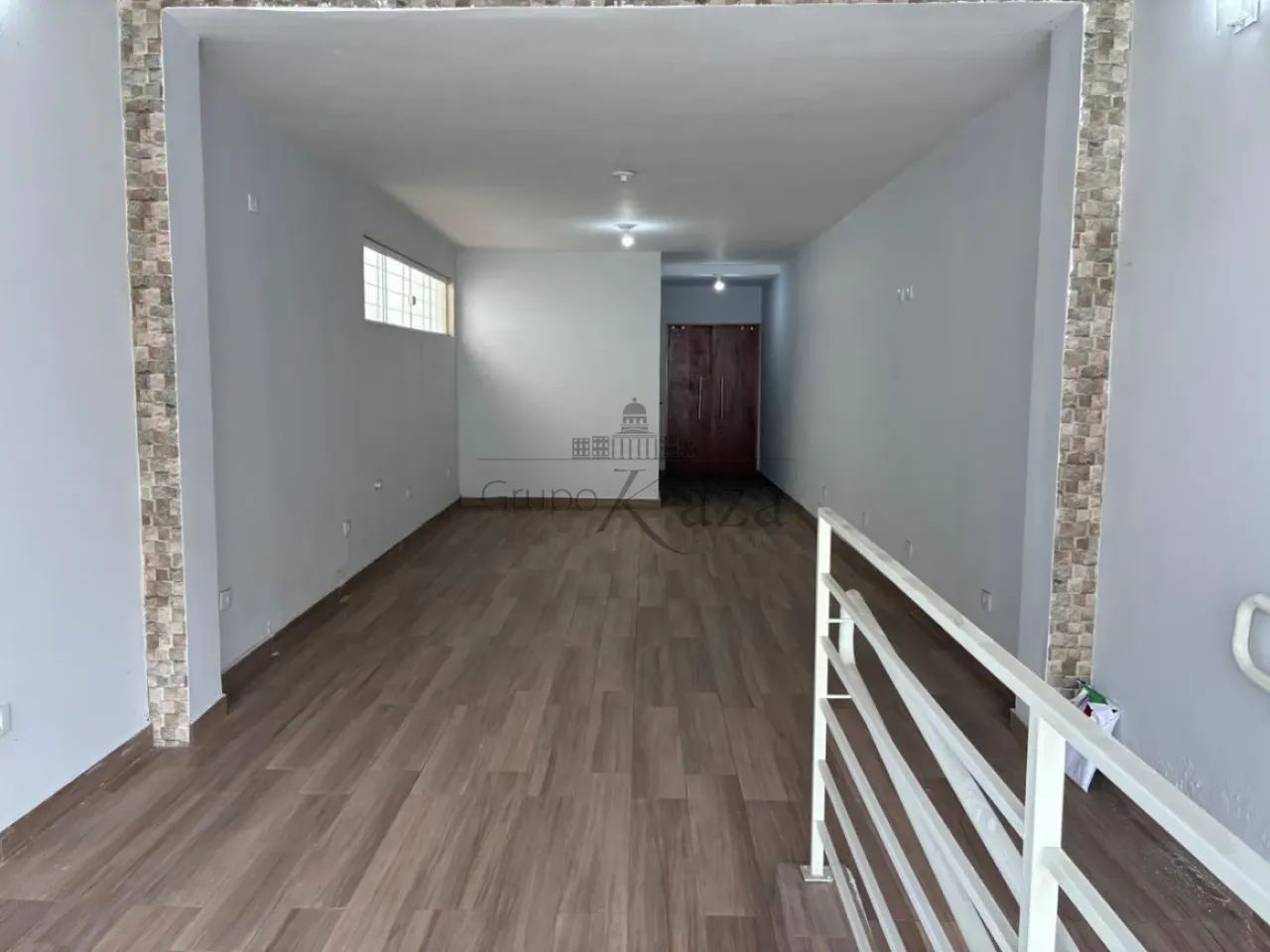 Oportunidade - Ponto Comercial - Jacareí - Centro - 68,60m². - Foto 2