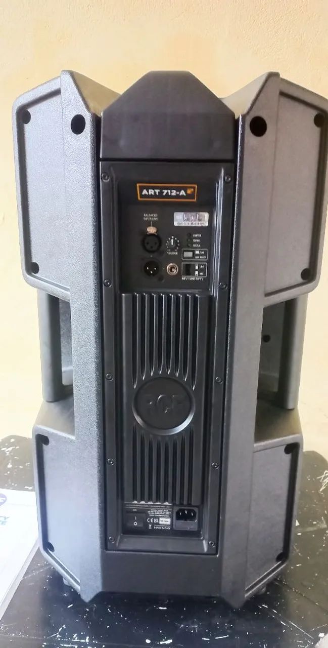 Caixa ativa rcf art-712  - Foto 3