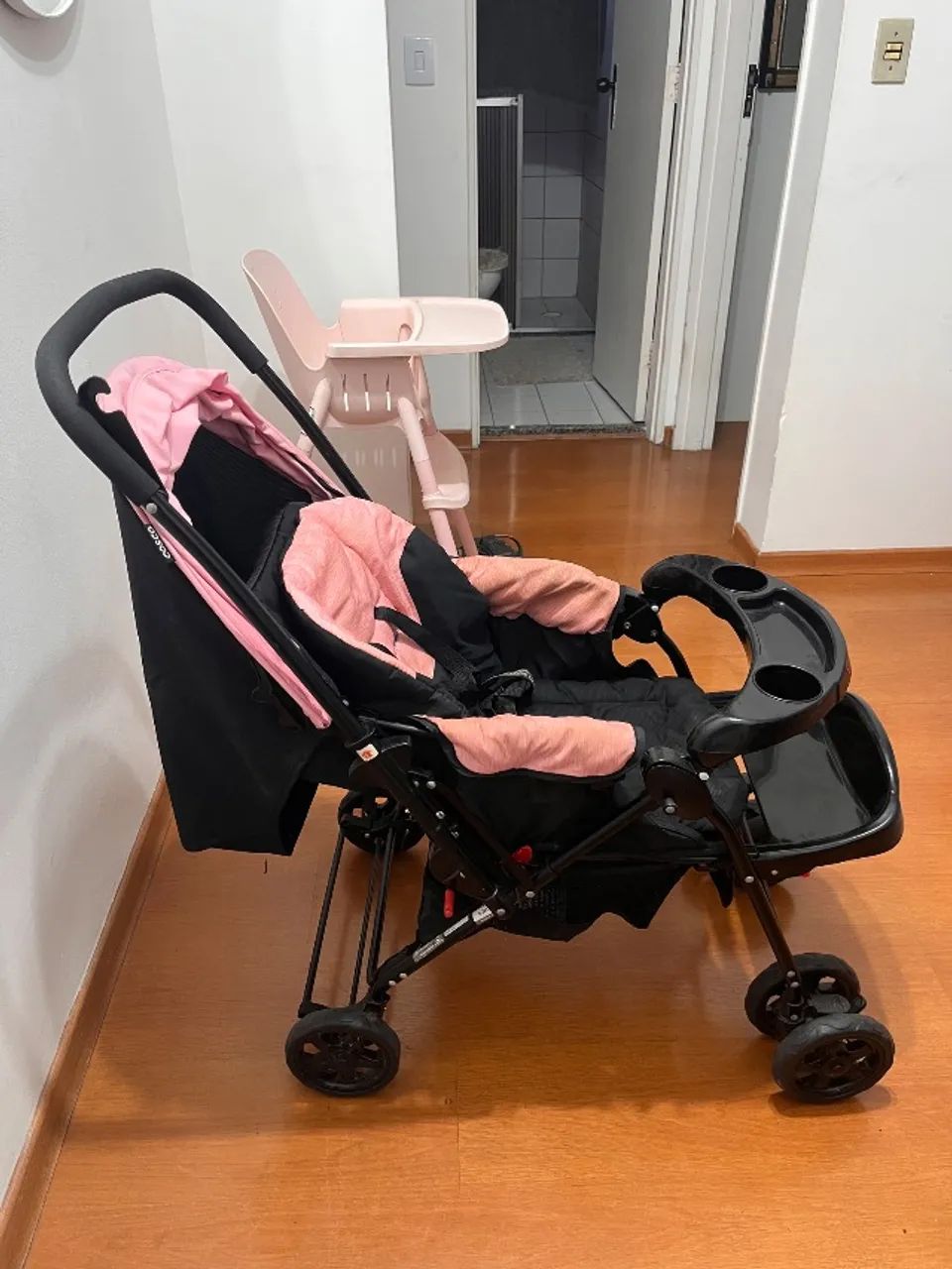 Carrinho de Bebê Alça Reversível + bebê conforto - Foto 4