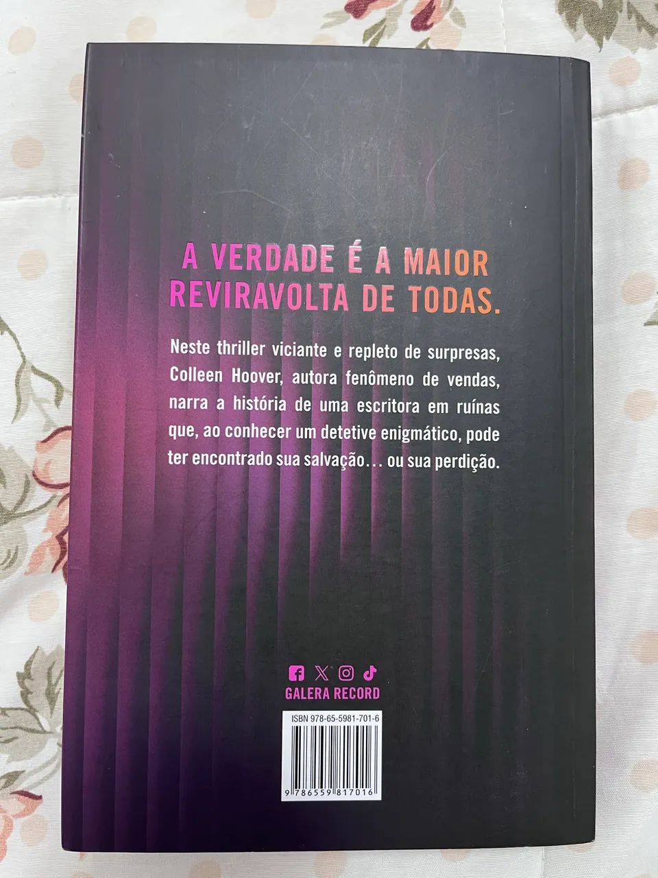 Livro Colleen Hoover  - Foto 3