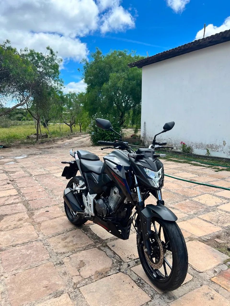 CB300F - Foto 4