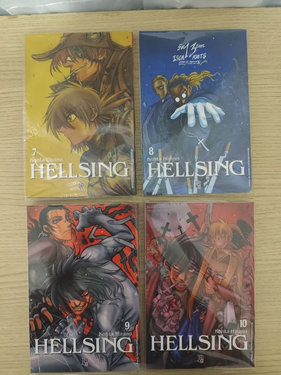 Coleção completa manga HELLSING  - Foto 2