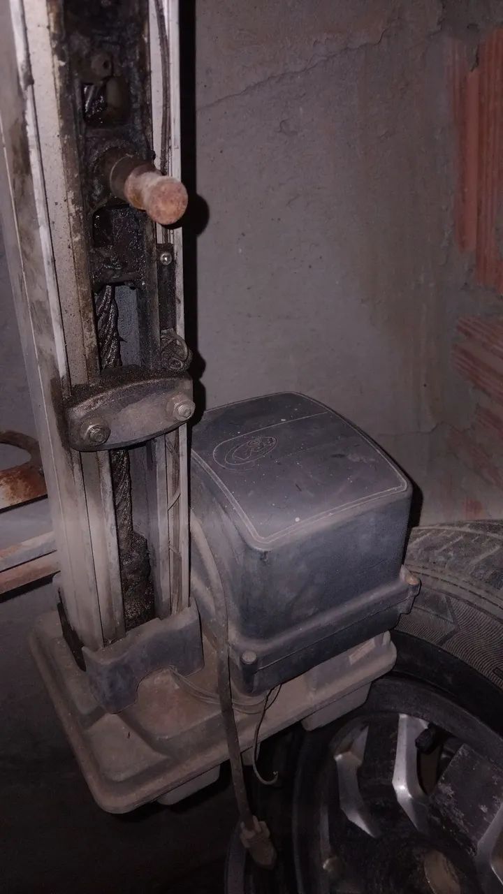 Vendo motor elétrico de elevação de portao