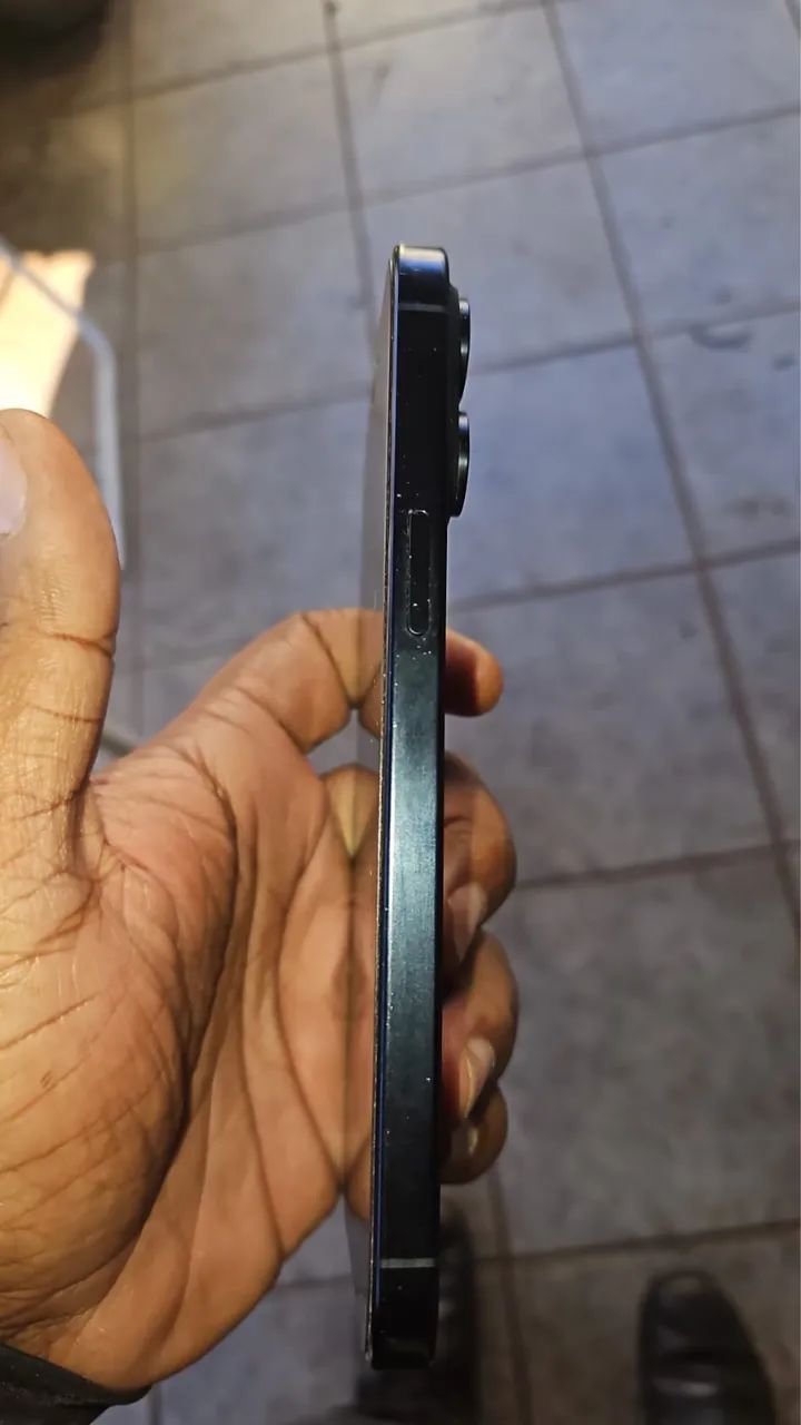 iPhone 15 pro Max  - Foto 2