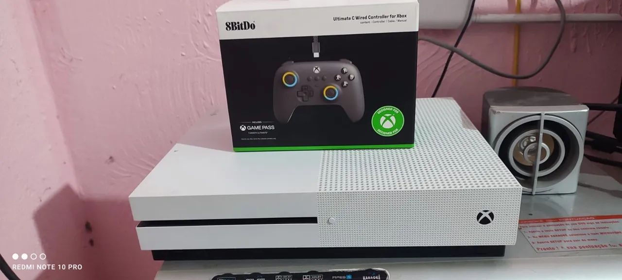 Xbox One S com leitor de disco 1TB - Foto 5